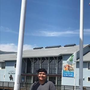 Meet your Posher, Uriel